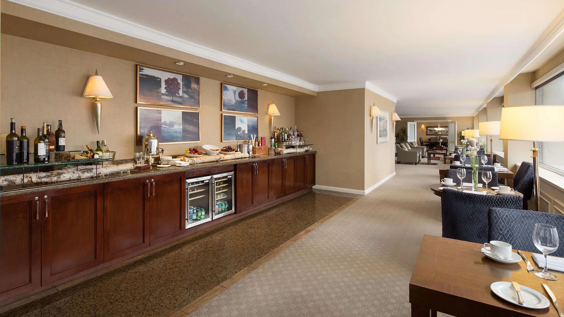 Fairmont Winnipeg Hotel
