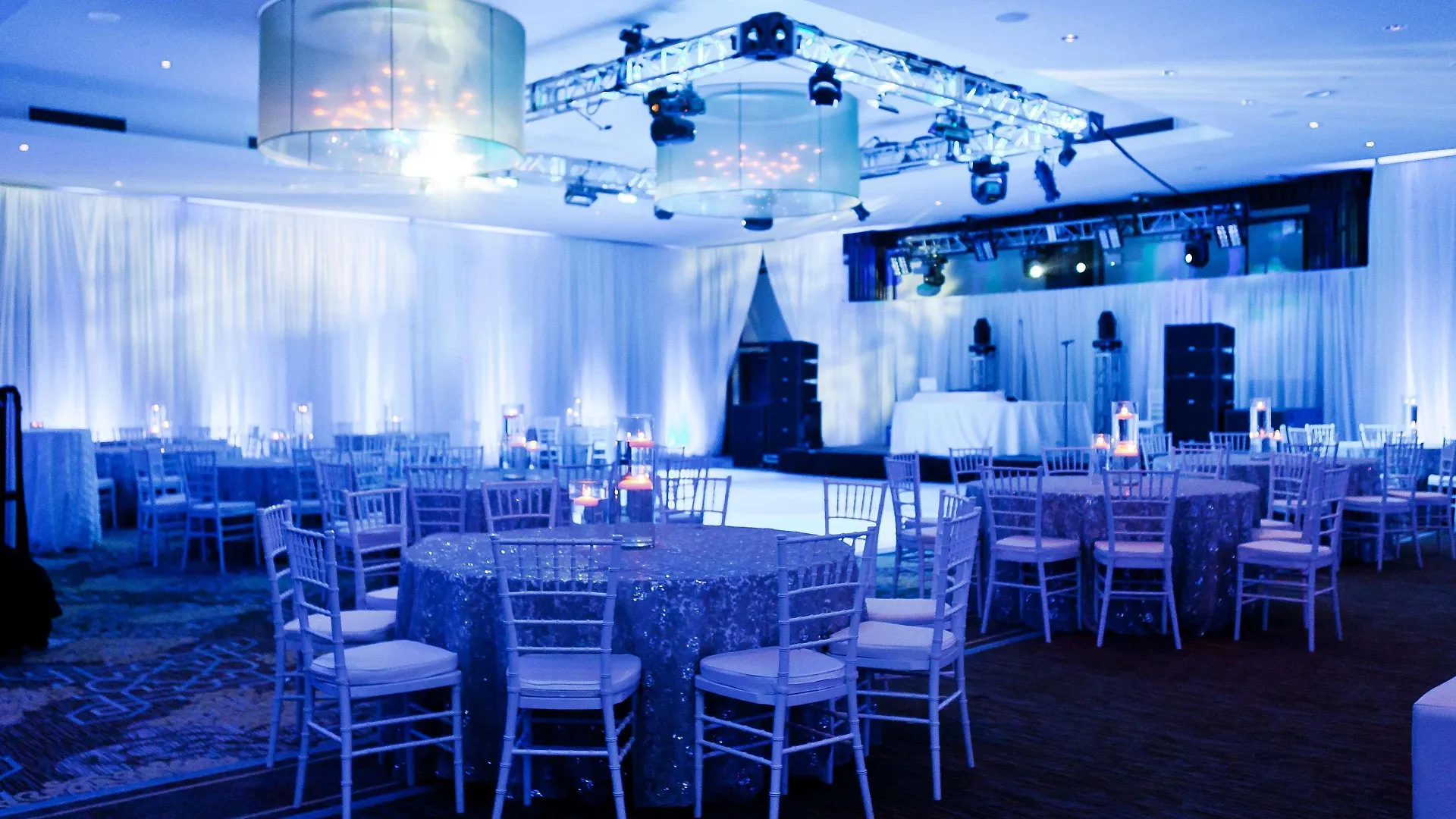 Fairmont Winnipeg 4*,