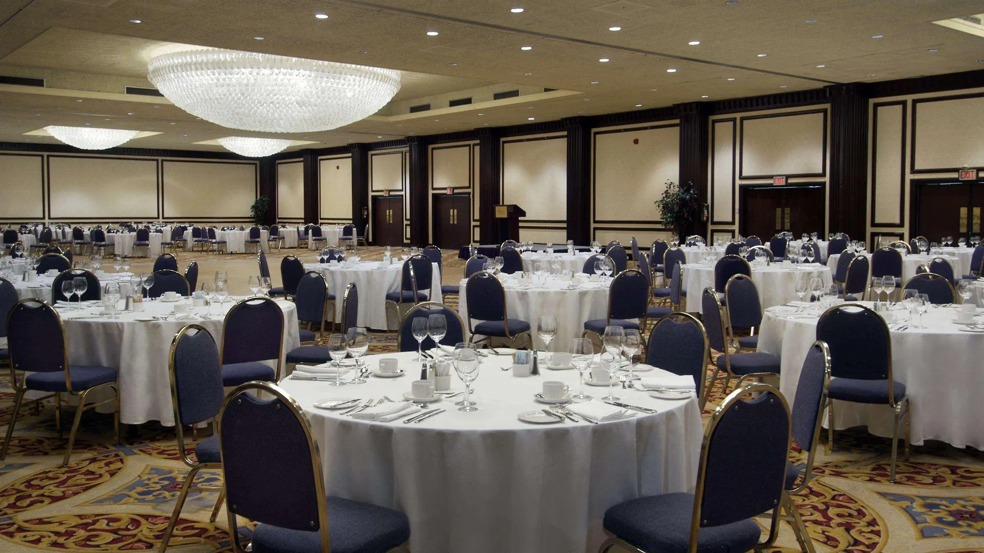 Fairmont Winnipeg Hotel